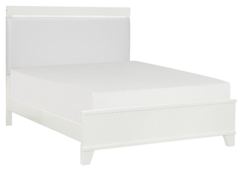 Homelegance Kerren Full Platform Bed in White 1678WF-1*
